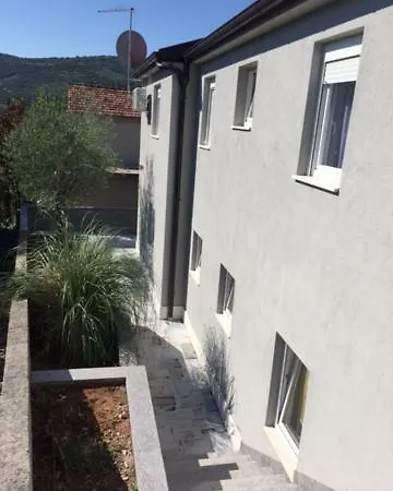 Sanja Apartment *