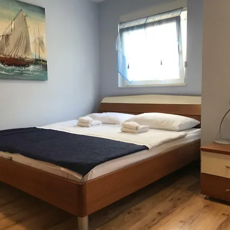 Sanja Apartment *