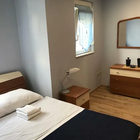 Apartment Sanja Marina