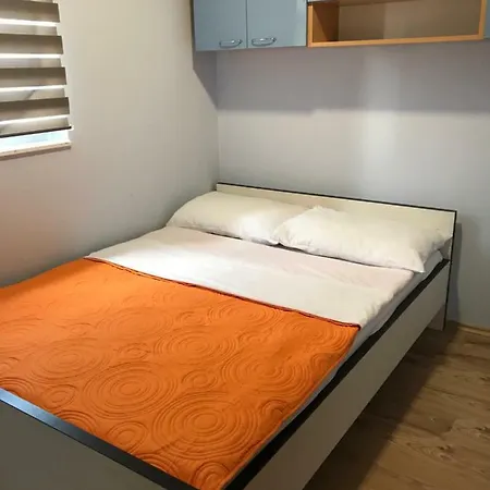 Apartment Sanja Marina