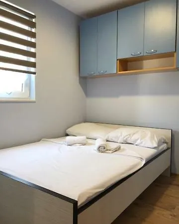 Sanja Apartment *